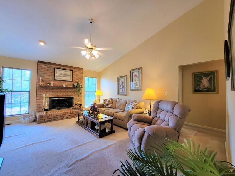 103 Hillside Ct, Clinton, TN 37716