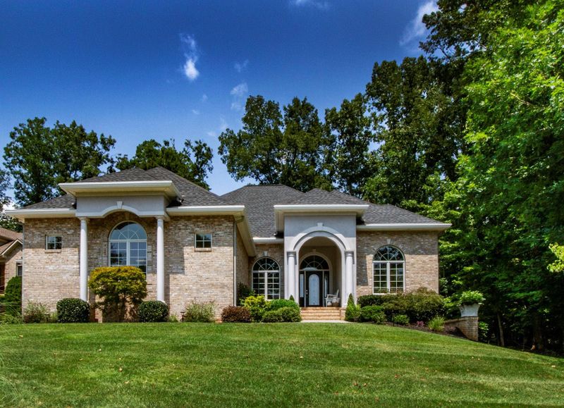 103 Hiwonihi Trl, Vonore, TN 37885