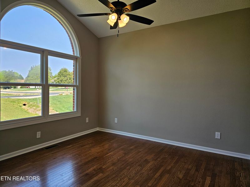 103 Huron Pl, Loudon, TN 37774
