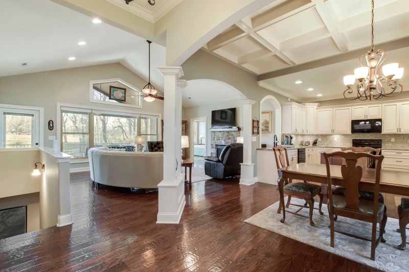 103 Inata Cir, Loudon, TN 37774