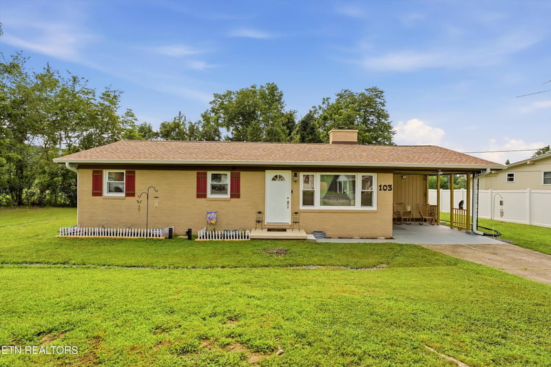 103 Independence Ln, Oak Ridge, TN 37830