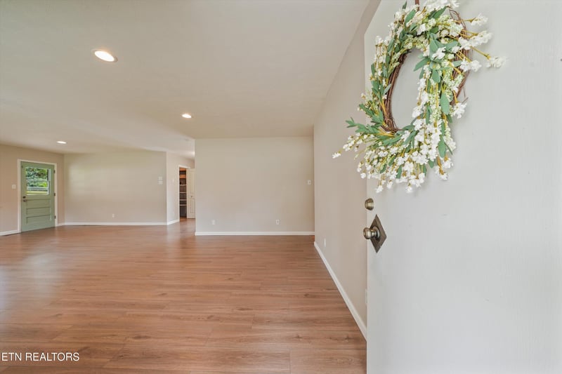 103 Iona Cir, Oak Ridge, TN 37830