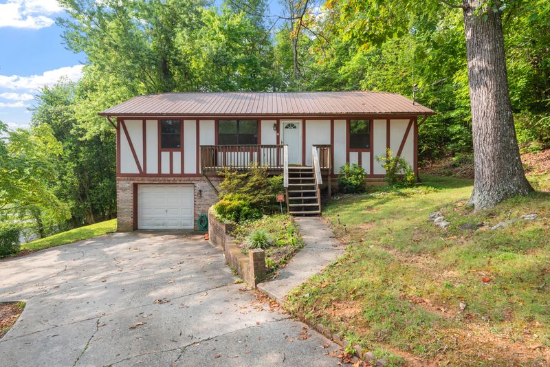 103 Iroquois Ln, Clinton, TN 37716