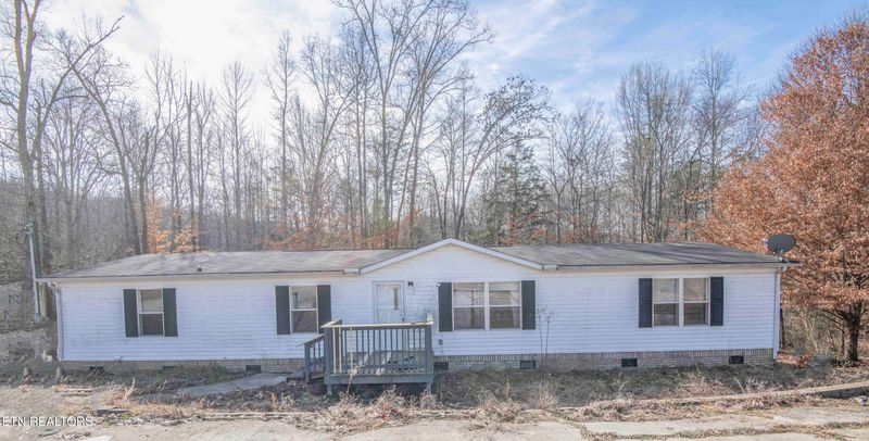 103 Loggers Ln, Clinton, TN 37716
