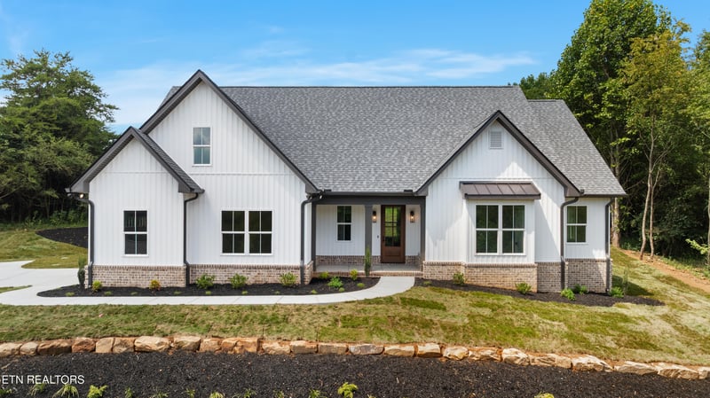103 Oonoga Way, Loudon, TN 37774
