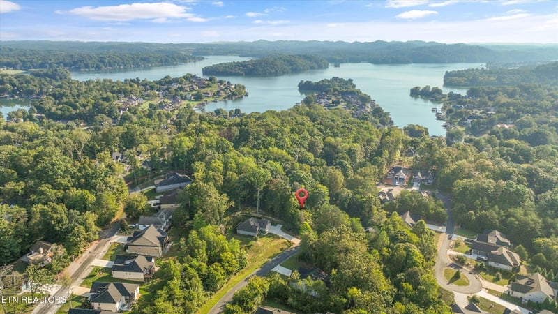 103 Oostagala Dr, Loudon, TN 37774