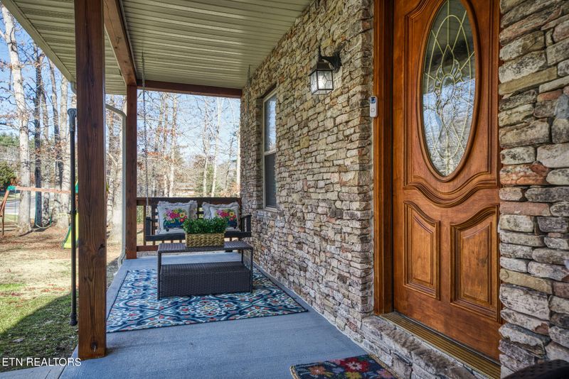 103 Pine Dr, Crossville, TN 38572