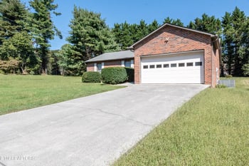 103 Rockford Heights Rd, Rockford, TN 37853