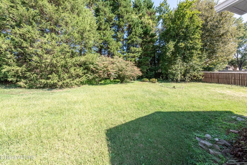 103 Rockford Heights Rd, Rockford, TN 37853