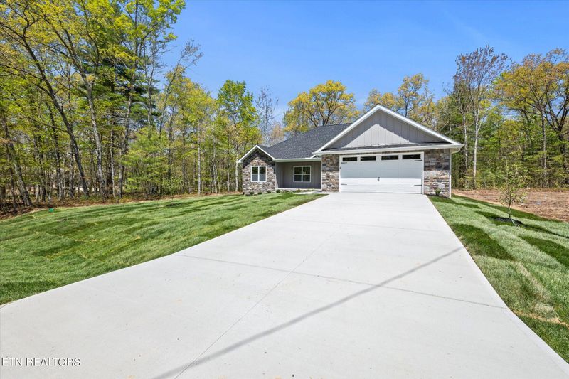 103 Tavistock Ln, Crossville, TN 38558