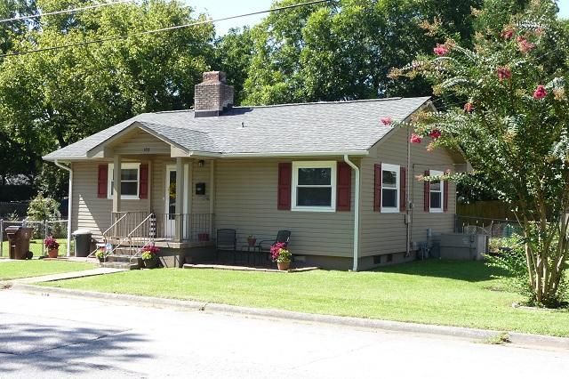 103 Vassar Rd, Oak Ridge, TN 37830