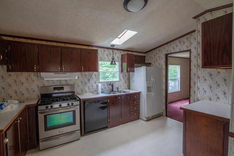 103 Whittenburg Ln, Sparta, TN 38583