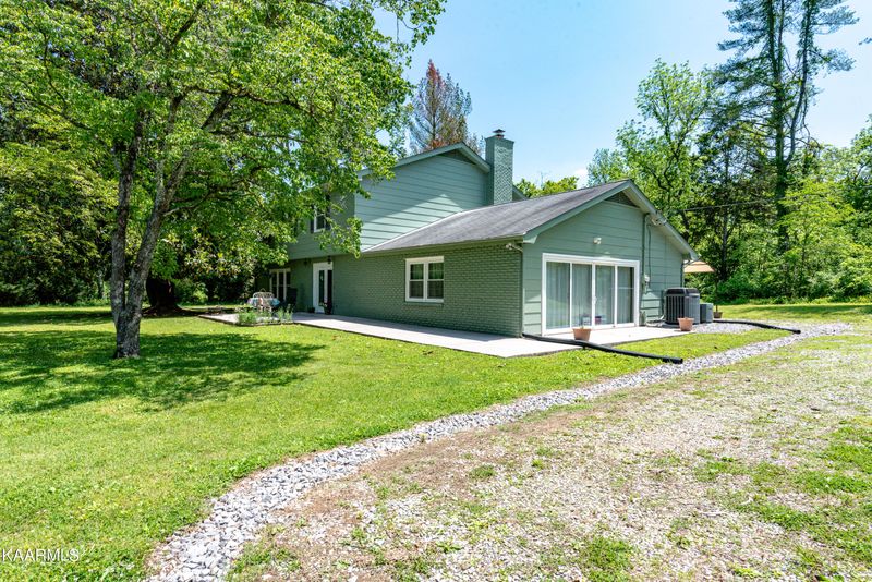 103 Wiltshire Dr, Oak Ridge, TN 37830