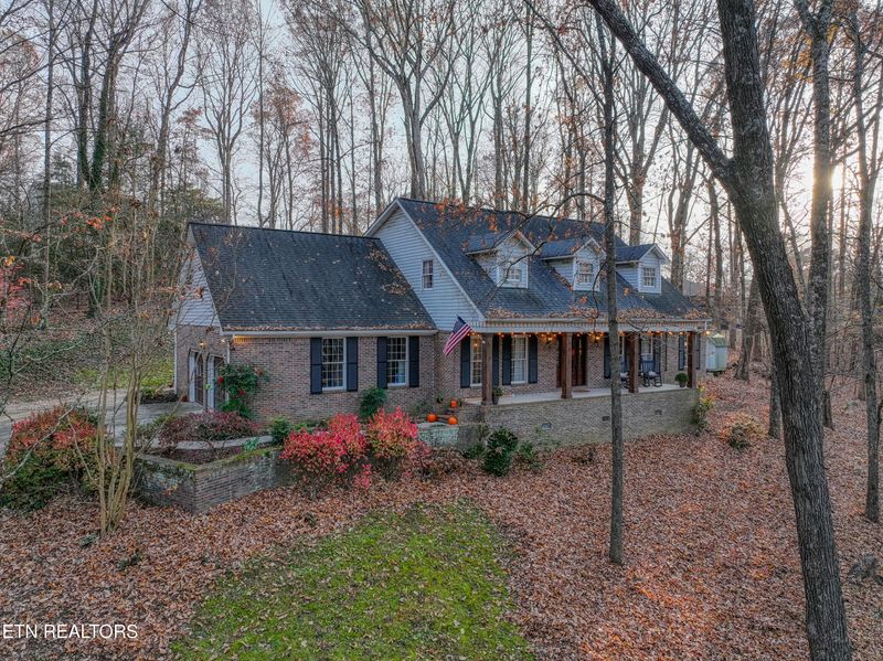 103 Windsong Ln, Oak Ridge, TN 37830
