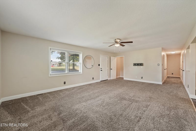 1030 Carding Machine Rd, Loudon, TN 37774