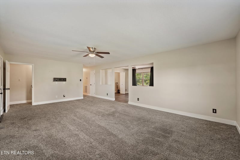 1030 Carding Machine Rd, Loudon, TN 37774