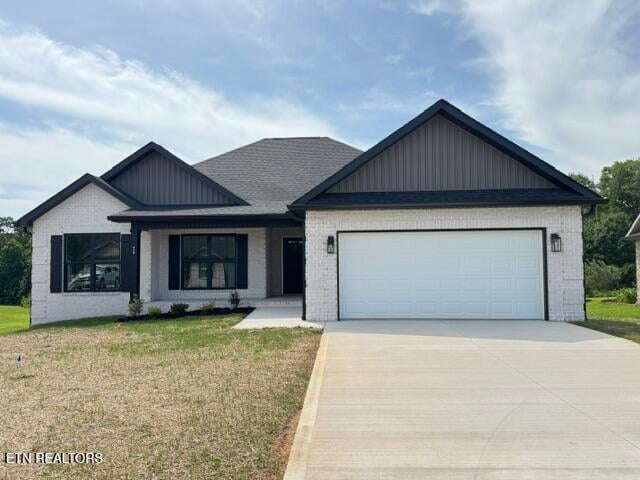 1030 Pathways Dr, Seymour, TN 37865