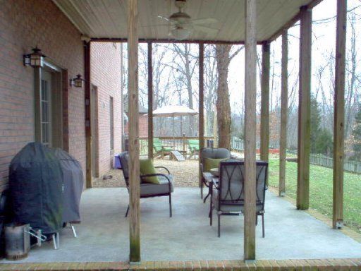 1030 Rhett Cir, Morristown, TN 37814