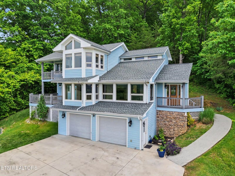 1031 Russell Brothers Rd, Sharps Chapel, TN 37866