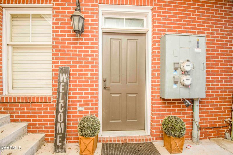 1031 Waterford Pl, Kingston, TN 37763