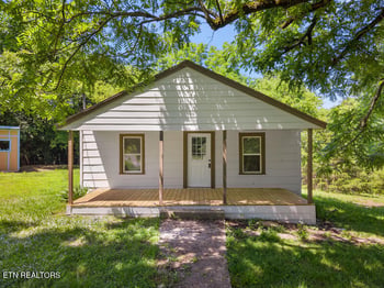 10310 Stiles Ln, Kodak, TN 37764