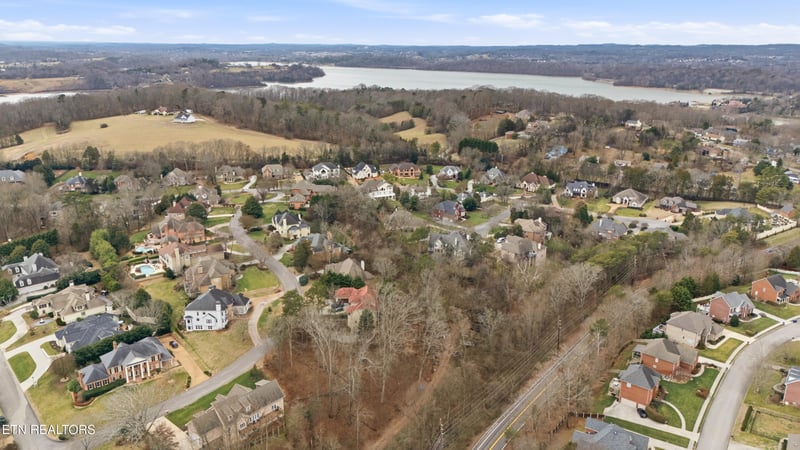 10311 N River Tr, Knoxville, TN 37922