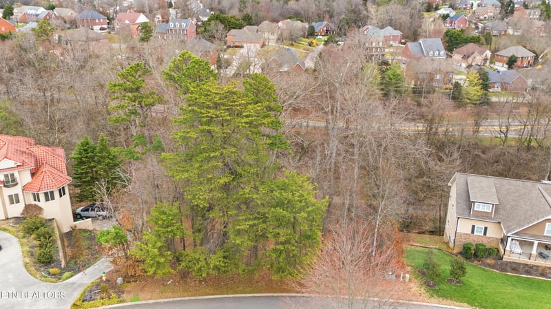 10311 N River Tr, Knoxville, TN 37922