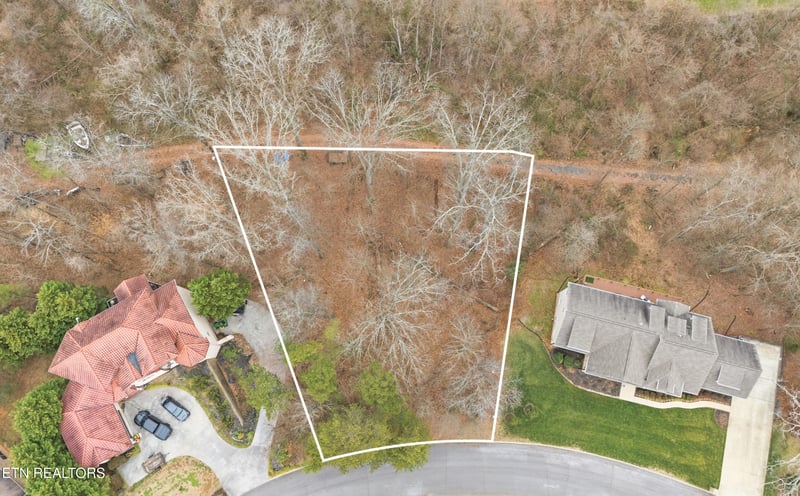 10311 N River Tr, Knoxville, TN 37922
