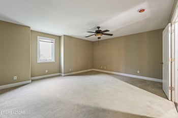 10315 N River Tr, Knoxville, TN 37922