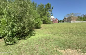 1033 Crown Ridge Ln, Powell, TN 37849