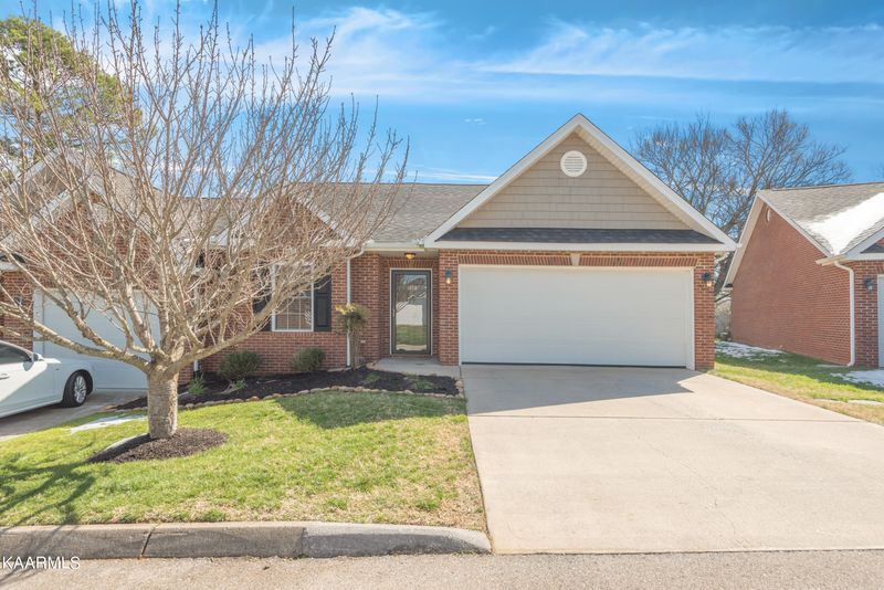 1034 Jadestone Way, Knoxville, TN 37923