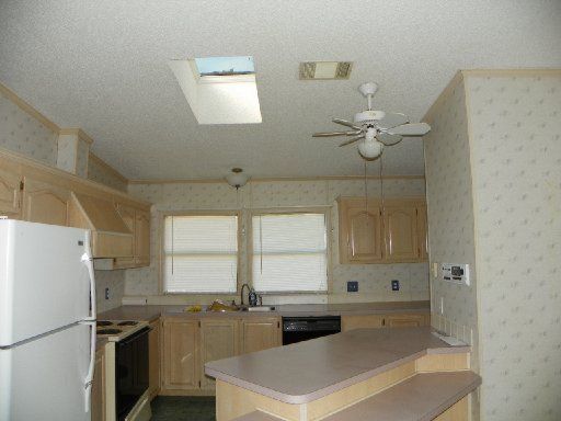 1036 Bradley Ct, Kodak, TN 37764