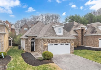 1036 Gothic Manor Way, Knoxville, TN 37923