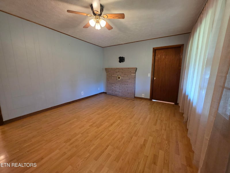 1038 Johnson Rd, Seymour, TN 37865