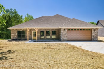 1038 N Linden Dr, Alcoa, TN 37701