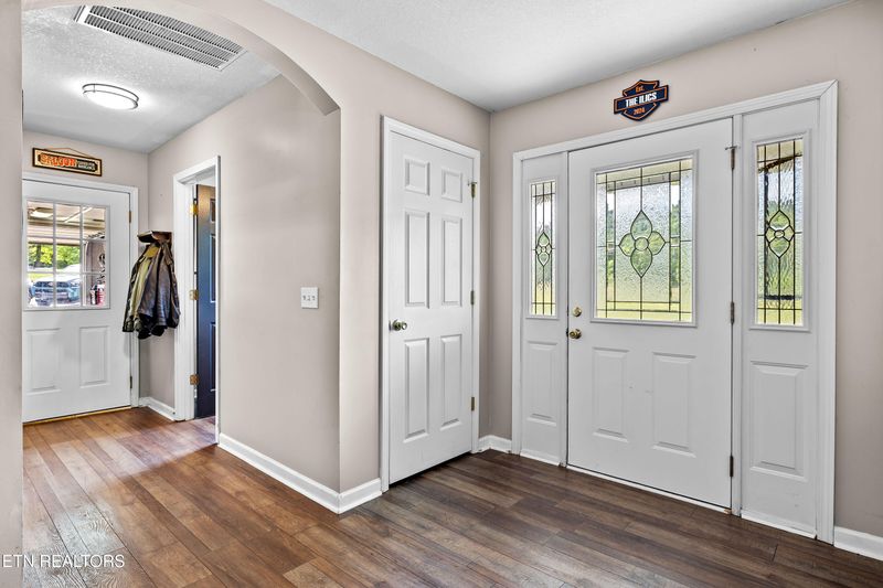 1038 Reagan Valley Rd, Tellico Plains, TN 37385