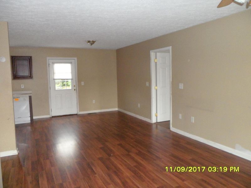 1039 Berry Trail Dr, Sevierville, TN 37862