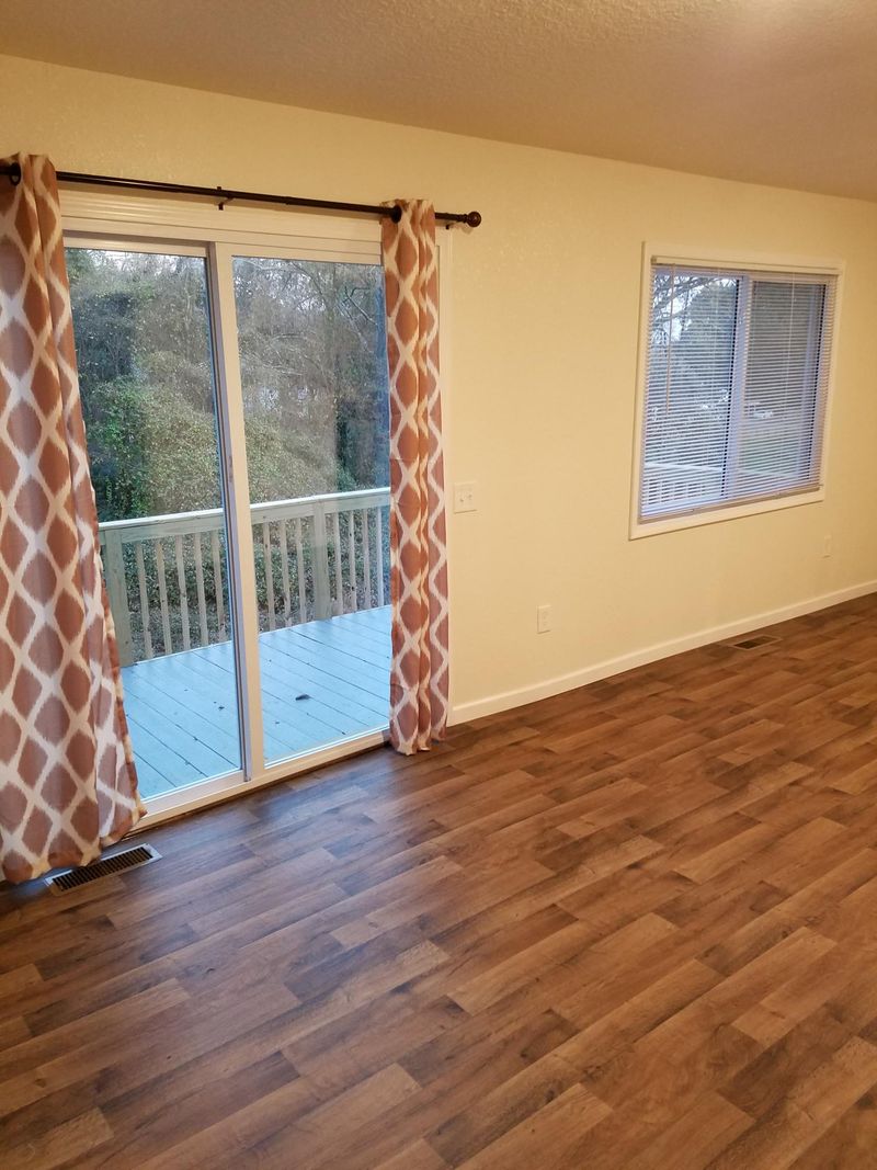 104 - 106 Hunter Cir, Oak Ridge, TN 37830