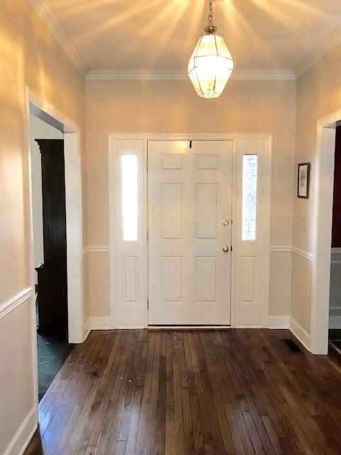 104 Barrington Dr, Oak Ridge, TN 37830