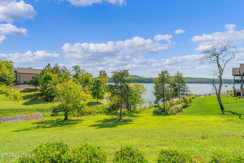 104 Blue Heron, Harriman, TN 37748