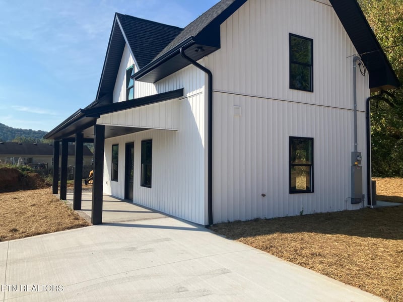 104 Campton Ln, Maynardville, TN 37807