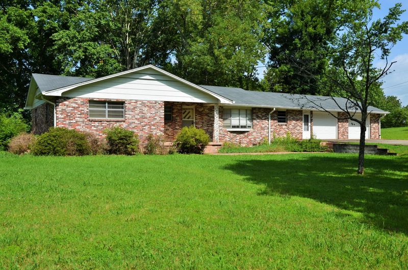 104 Cedar Point Dr, Kingston, TN 37763