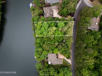 104 Chatham Ln, Fairfield Glade, TN 38558