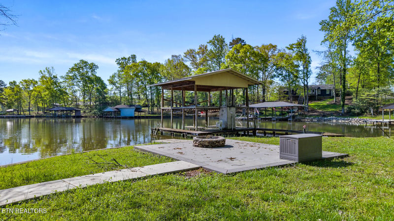 104 Christley Ln, Ten Mile, TN 37880
