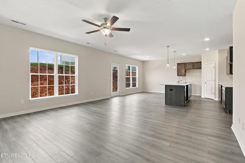 104 Clover Meadow Ln, Maryville, TN 37801