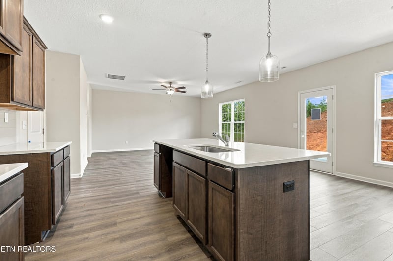 104 Clover Meadow Ln, Maryville, TN 37801