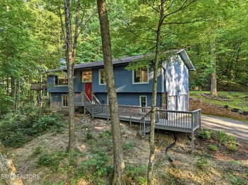 104 Connors Pl, Oak Ridge, TN 37830