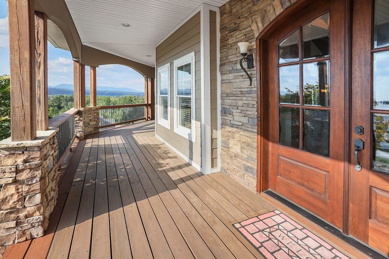 104 Copper Ridge Ct, Oak Ridge, TN 37830