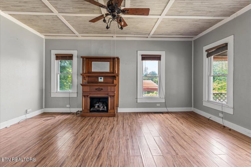 104 County Road 497, Etowah, TN 37331