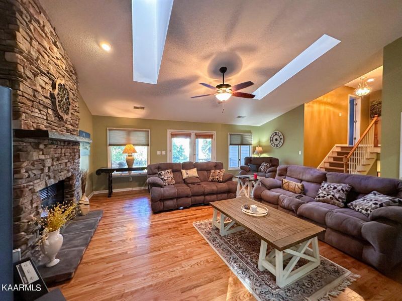 104 Coyatee Shores, Loudon, TN 37774